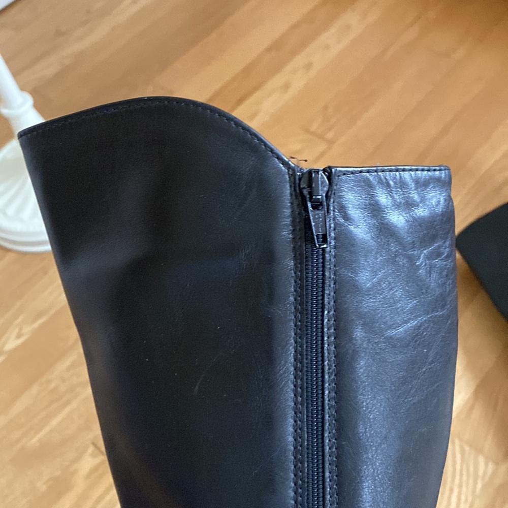 LaCanadienne Boots - Picture 6 of 16